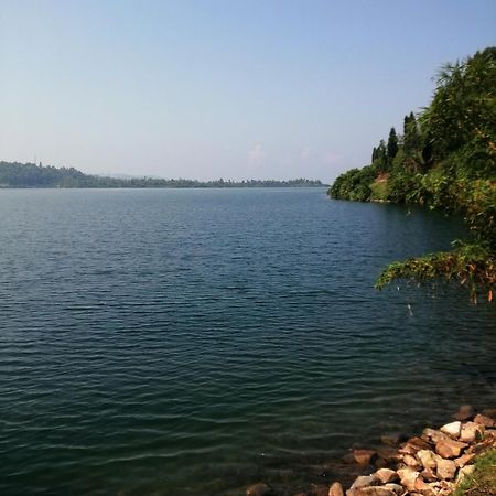 Inn On The Lake Kibuye ภายนอก รูปภาพ