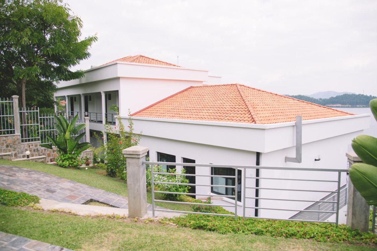Inn On The Lake Kibuye ภายนอก รูปภาพ
