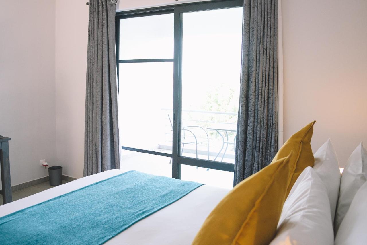 Inn On The Lake Kibuye ภายนอก รูปภาพ