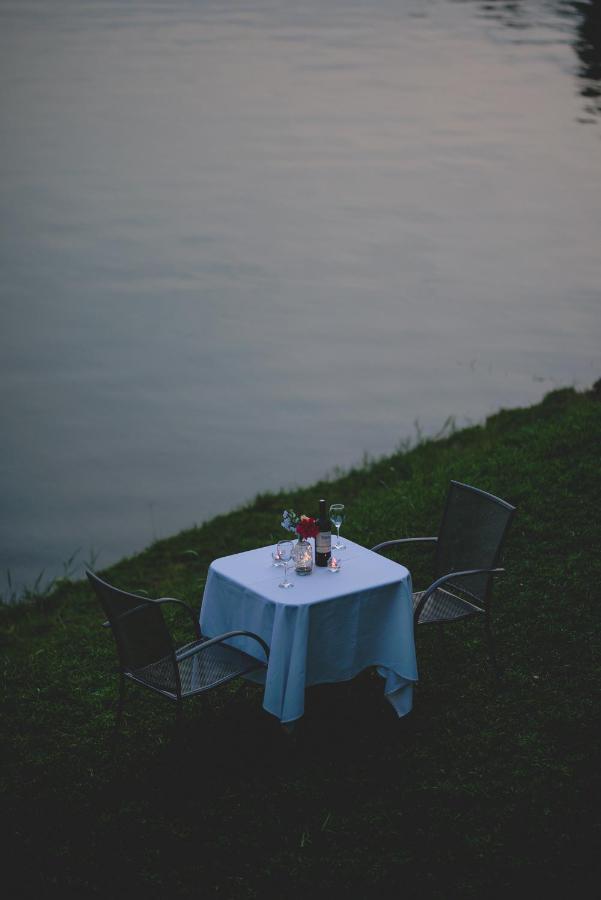 Inn On The Lake Kibuye ภายนอก รูปภาพ